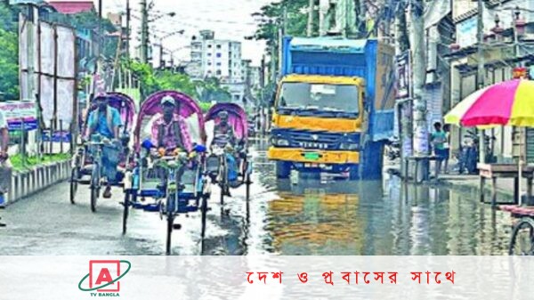 একটু বৃষ্টিতেই বরিশাল নগরীতে জলাবদ্ধতা