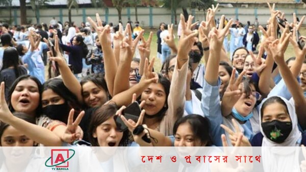 এ বছর জিপিএ-৫ পেয়েছে ১ লাখ ৭৬ হাজার ২৮২ জন