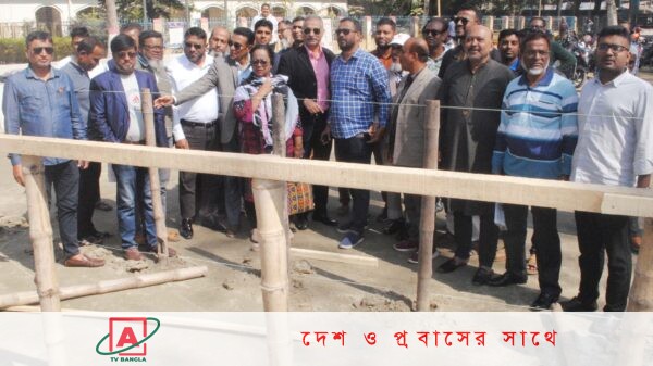 বরিশালে বিএনপির বিভাগীয় সমাবেশের চলছে মঞ্চ তৈরীর কাজ